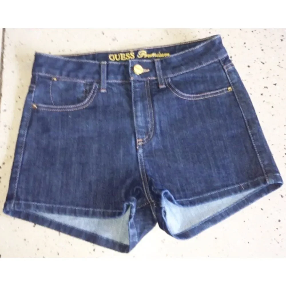 ✨Guess Premium High-Waisted Gilda Shorts✨